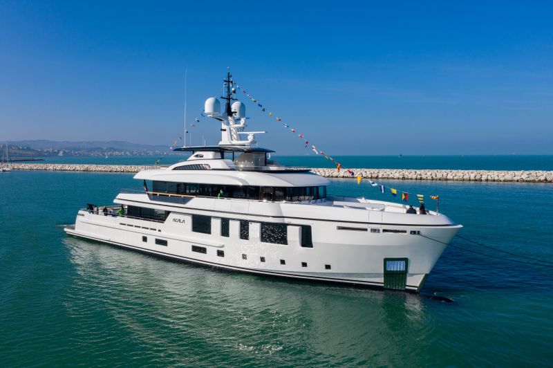 motor yacht acala