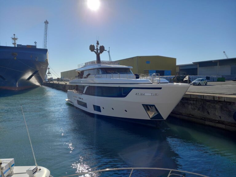 Imbarco Navetta su Bahri Yanbu al Genoa Metal Terminal (4)