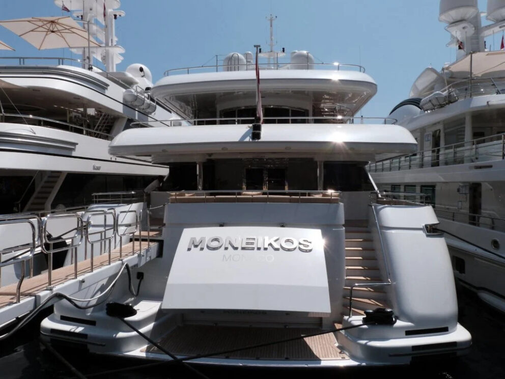 leonardo del vecchio yacht moneikos