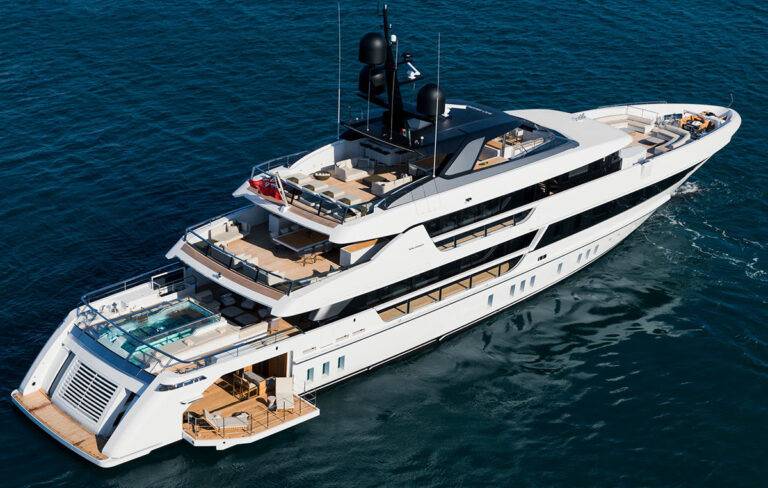 Sanlorenzo 52 steel
