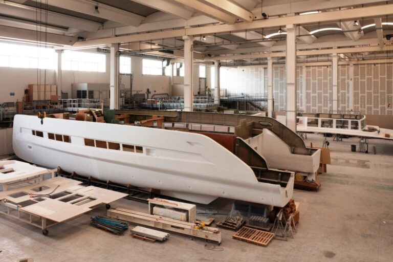Silent yacht – Fano (1)