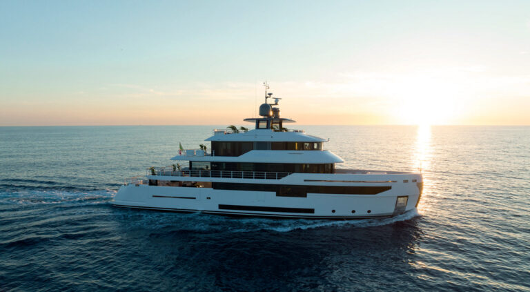 B.YOND 37M – Benetti