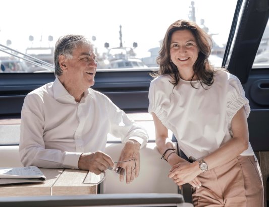 Paolo e Giovanna Vitelli (presidente e vice presidente di Azimut Benetti Group) low