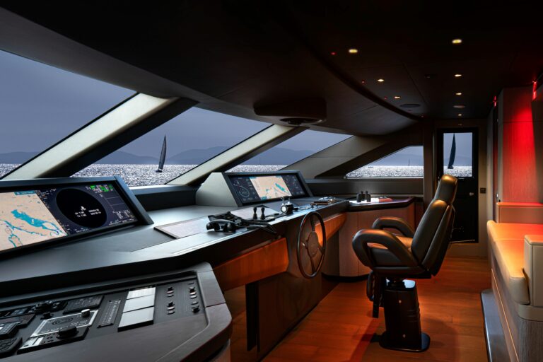 TEAM Italia’s bridge onboard Custom Line 140