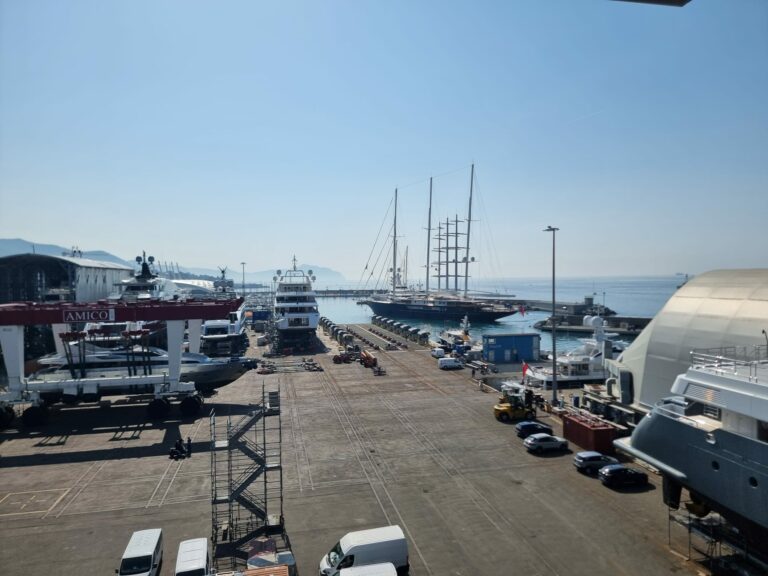 Koru ai cantieri Amico & Co. di Genova (1)