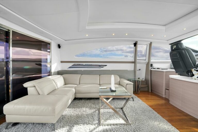 Salone-Pershing