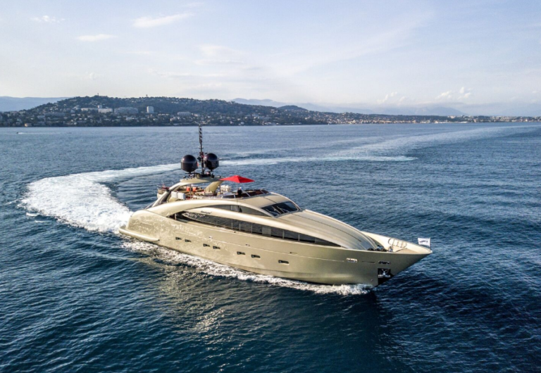 IsaYachts-HooliganII-profilo