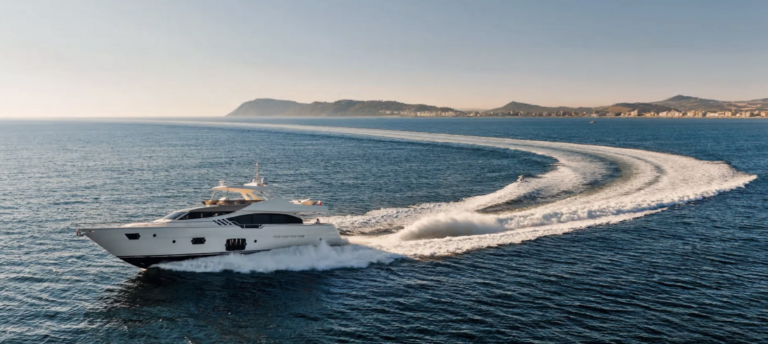 Ferretti-870-profilo