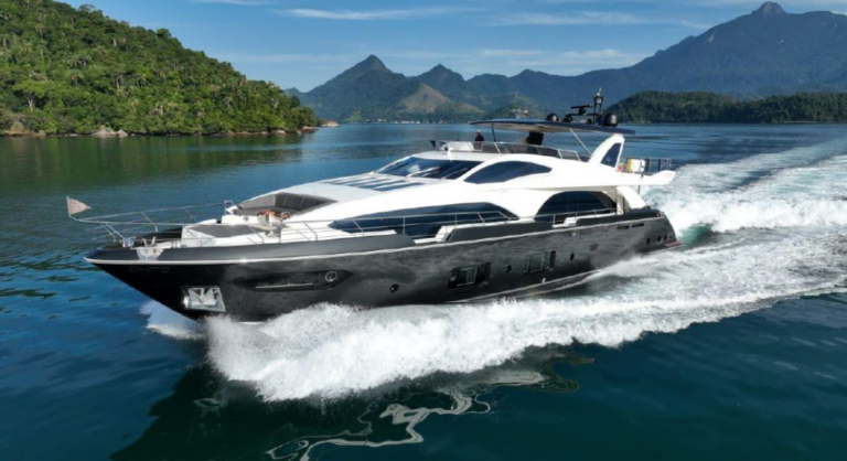 Okto-Azimut-31m
