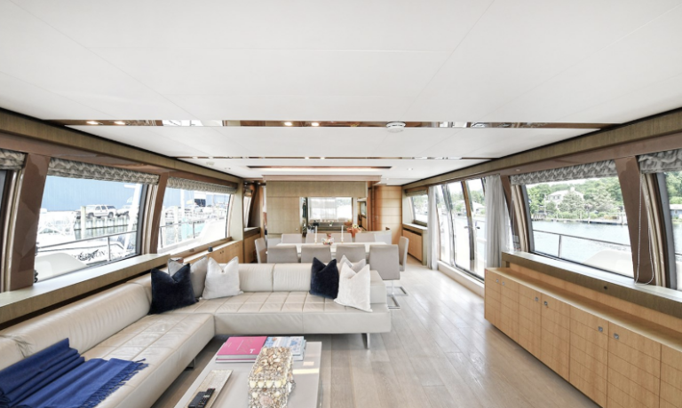 Ferretti-.