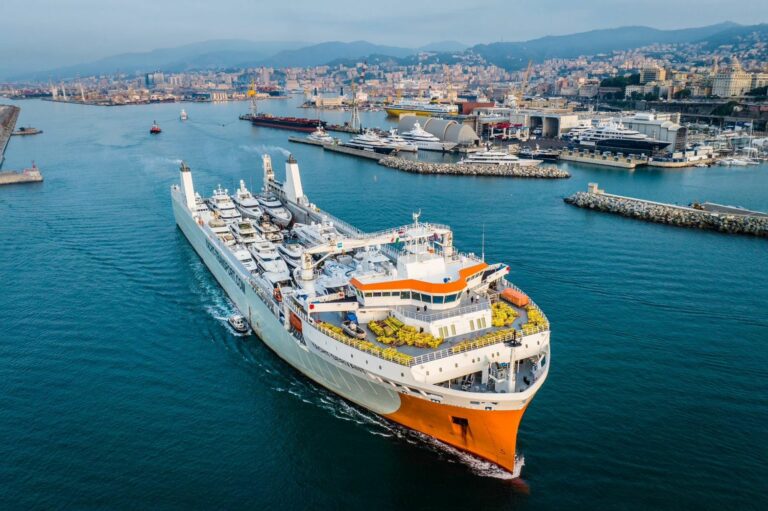 Yacht Servant – DYT Yacht Transport
