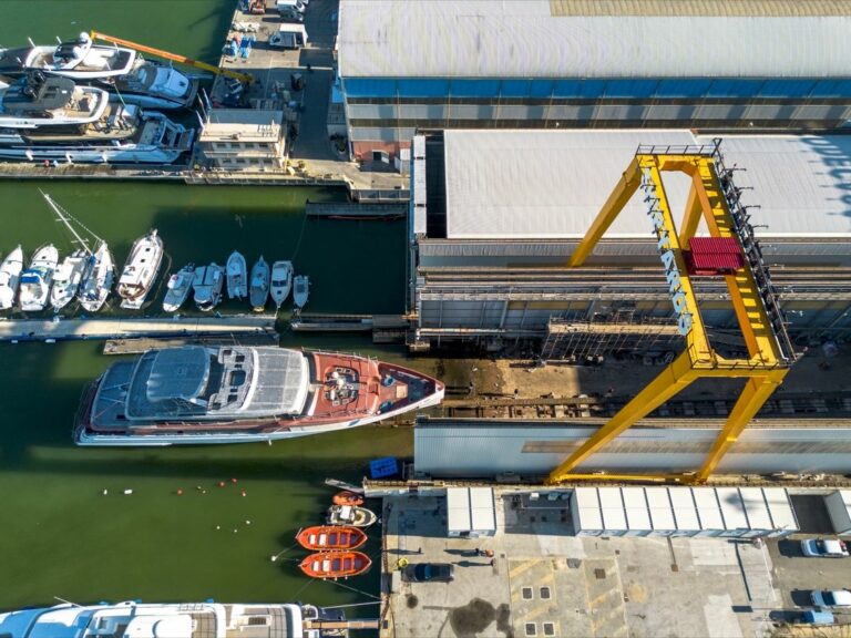 CODECASA 43 – Hull C124 arrivo a VIareggio cantiere (4)