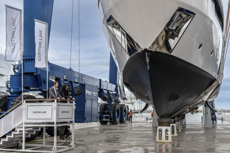 Custom Line Navetta30#18 (19)