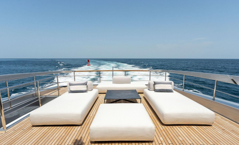 Riva-Startfire-esterni-2