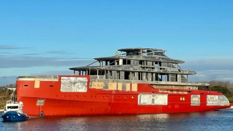 Scafo-Sanlorenzo-Carpensalda-72m
