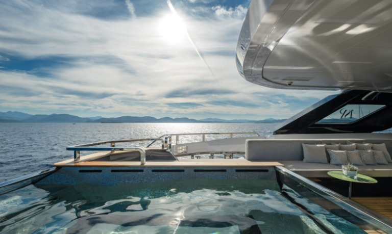 UV-II-Isa-piscina
