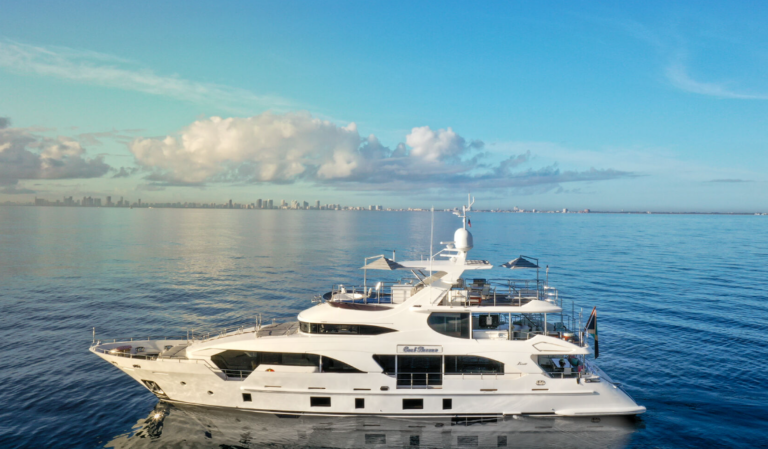 Benetti-33M-Cool-Breeze1