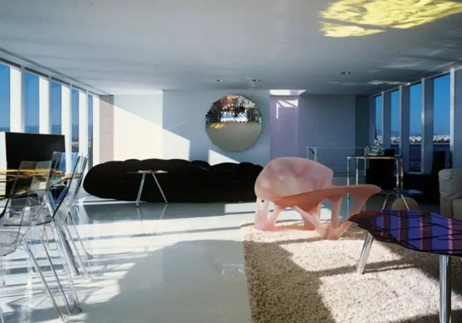 Interni1-supery-Koons