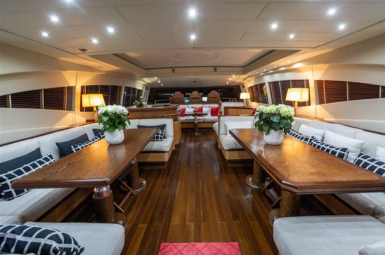 King-Mangusta33-salone