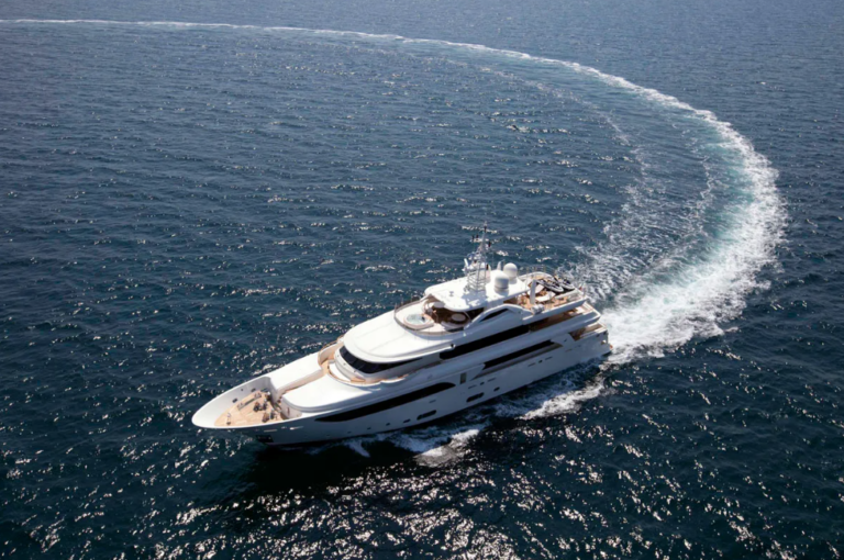 Only-Eight-dall’alto-Crn