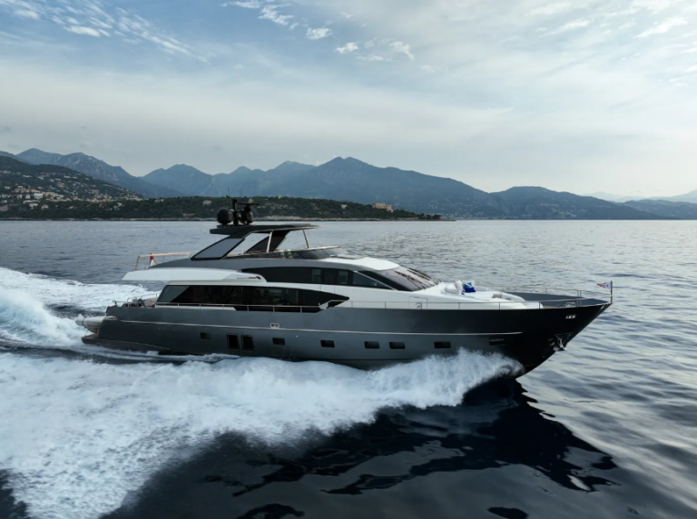 Sanlorenzo-Twin-Fish-27m