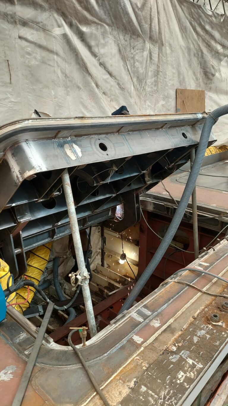 Stern hatch (1)