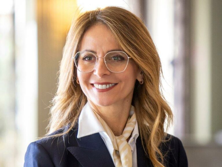 Daniela Petrozzi-Sales Director