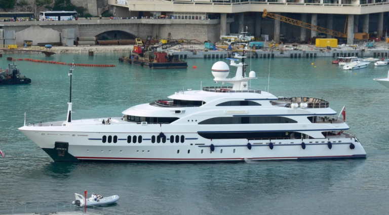 Ambrosia 65 m. Benetti prof