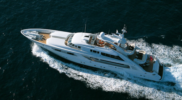 Isa Yachts Happy Days 48 m col
