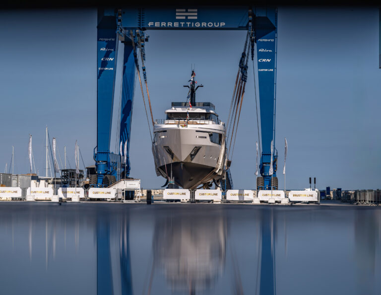 Main Image_Custom Line Navetta 30#20