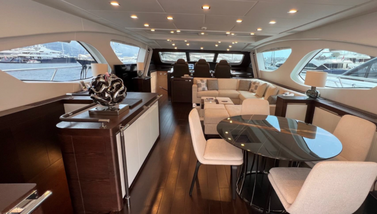 Overmarine 29m Miss Bubbles
