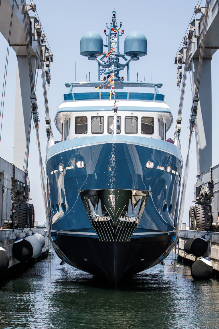 cdm-darwinclass86-alexa-03