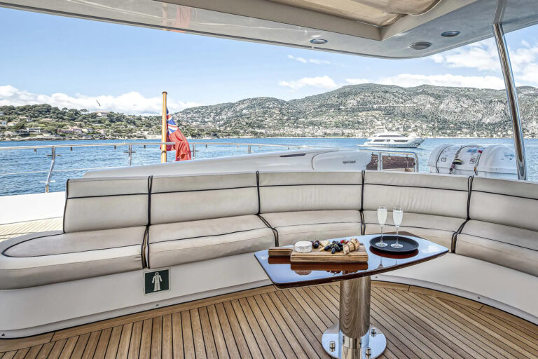 Rose of Kingston II 26 m Benetti sundeck