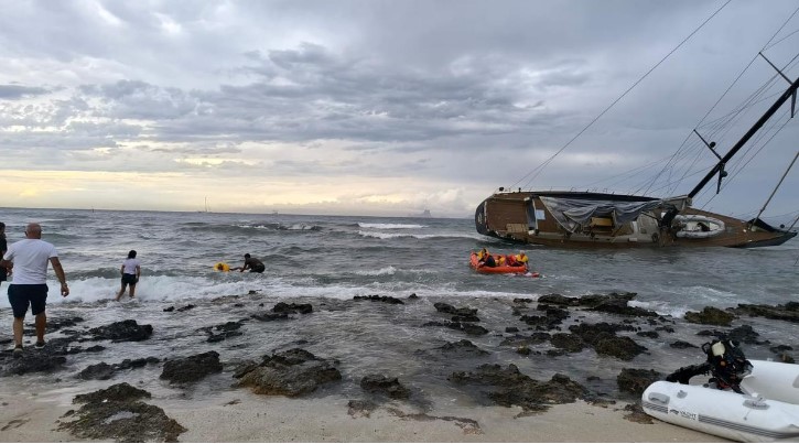 Wally arenato a Formentera