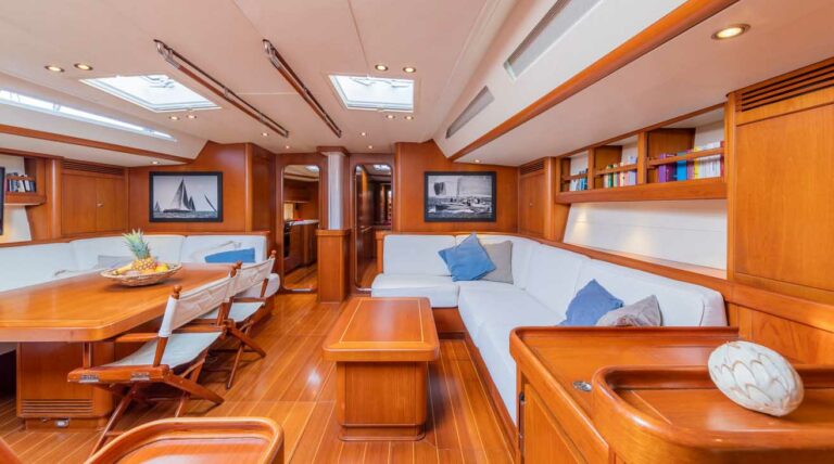 elise_whisper_79ft_sailing_yacht_03