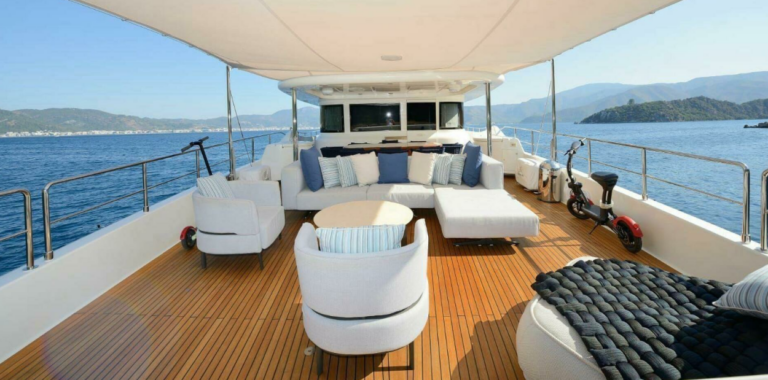 Jarela Custom Line Navetta 30 est 1