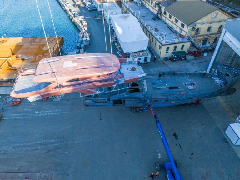 Antonini Navi_Seamore_hull + superstructure 4