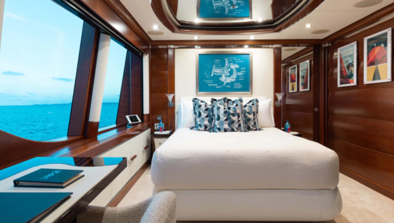 Benetti Lady B 52 m cabina
