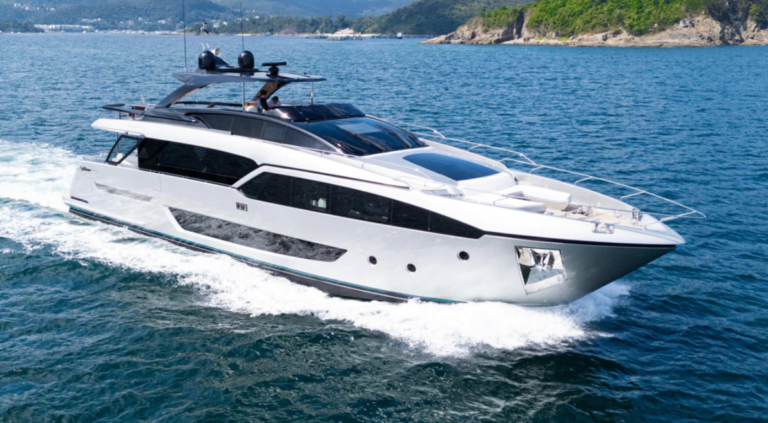 Riva Argo Charlie 28 m