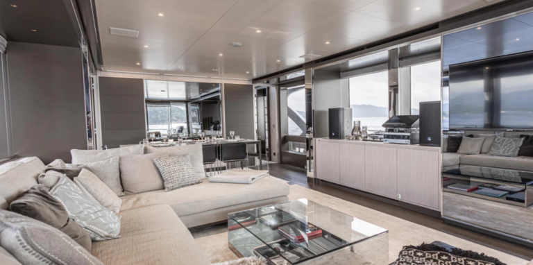 Riva Argo Charlie 29 m salone