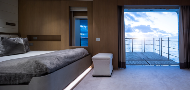 Artisan Benetti 65 m camera