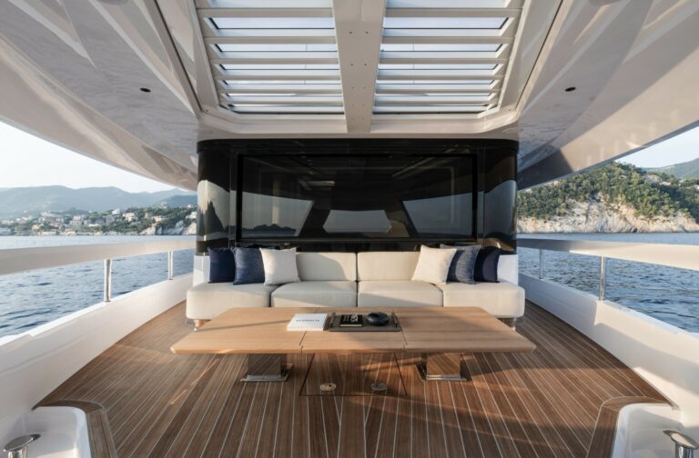 Ferretti Infynito80 – Fsea Ferretti sustainable enhanced architecture