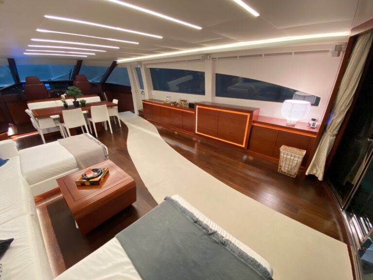 Emma Ab Yacht s interni