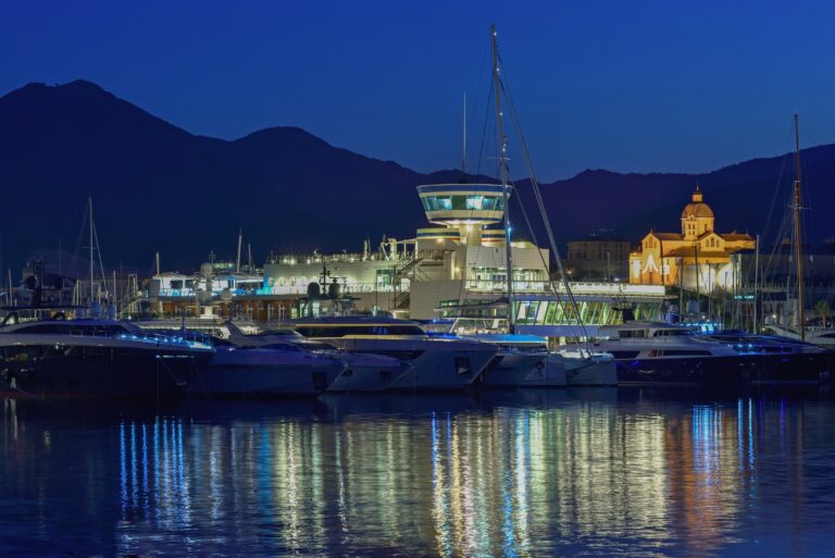 Marina di Loano Notte