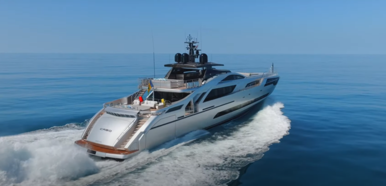 Cabo Perhing 140 da prua