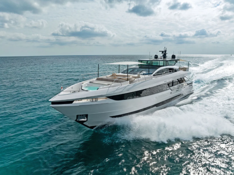 Mangusta 33m