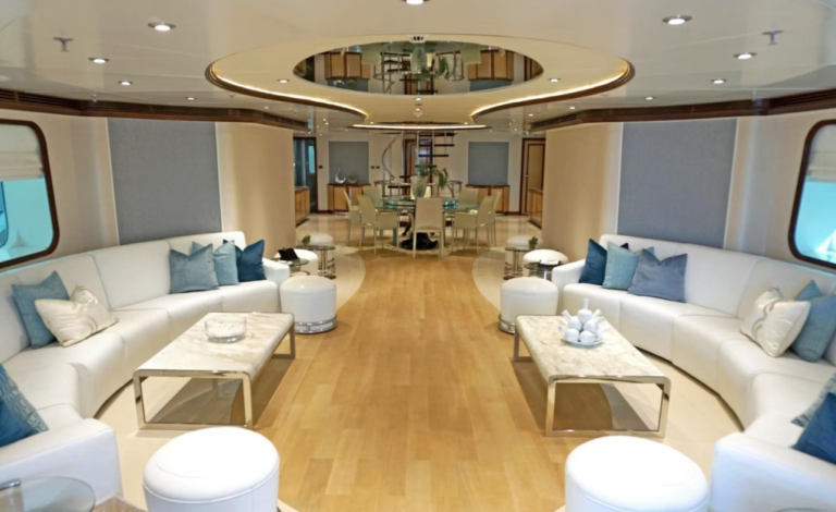 Benetti Seabreeze 53 m Classic salone