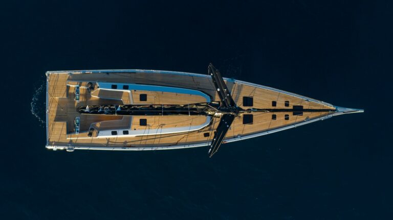 Ice 70 Cruise