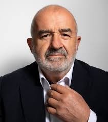 Oscar Siches –