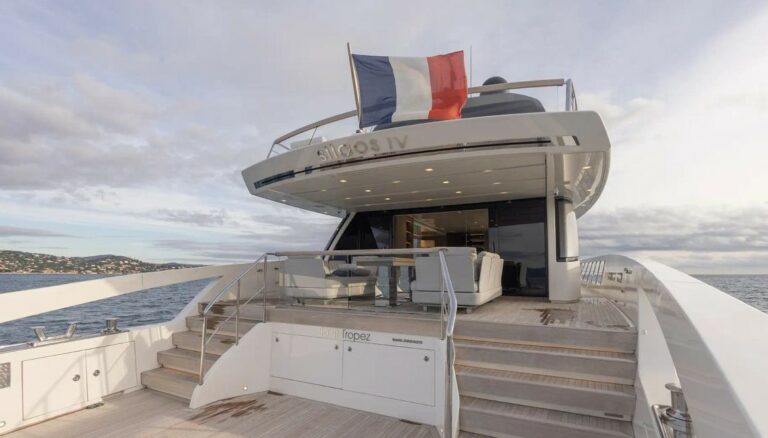 Sanlorenzo 27 m Silaos esterni